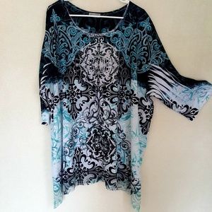 Beautiful tunic with great details